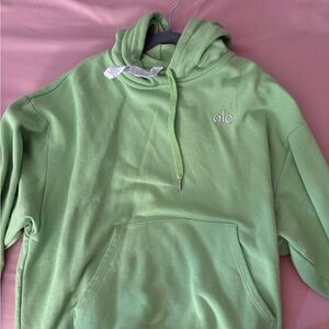 ALO Yoga Light Green Pullover